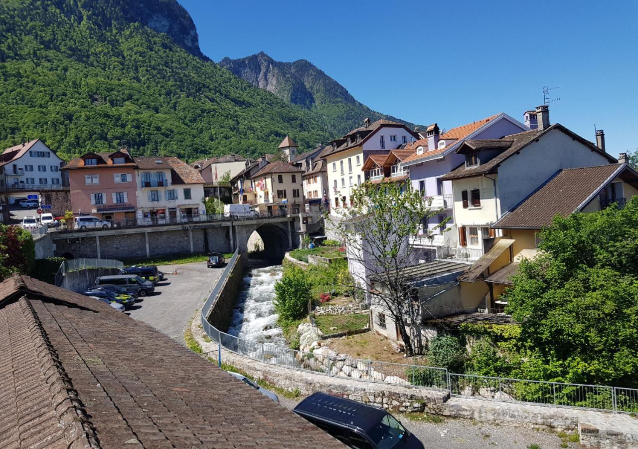 Hotel Le Rivage Saint-Gingolph Esterno foto